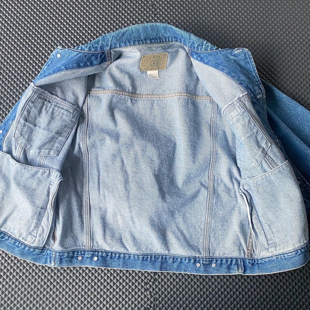 ❗️SOLD❗️GAP Denim Jacket - Picture 10 of 10
